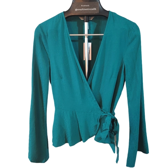 BCBGeneration Blue Pleated Surplice Wrap To - Picture 2 of 6